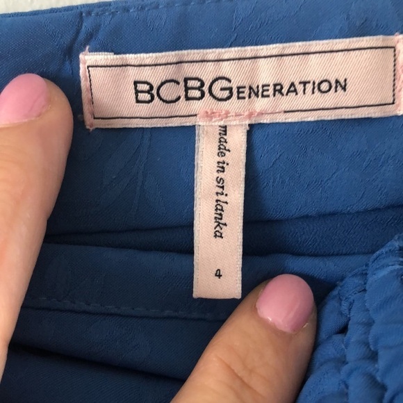 BCBGENERATION Ruffle cinched Tie Blue Size 4 Jacquard Floral Printed Mini Skirt - Picture 10 of 13